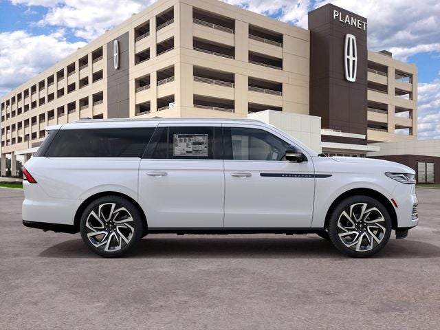 2027 Lincoln Navigator L Black Label