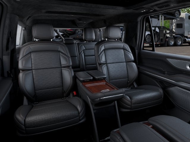 2027 Lincoln Navigator L Black Label