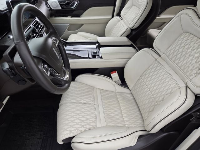 2024 Lincoln Navigator L L Black Label