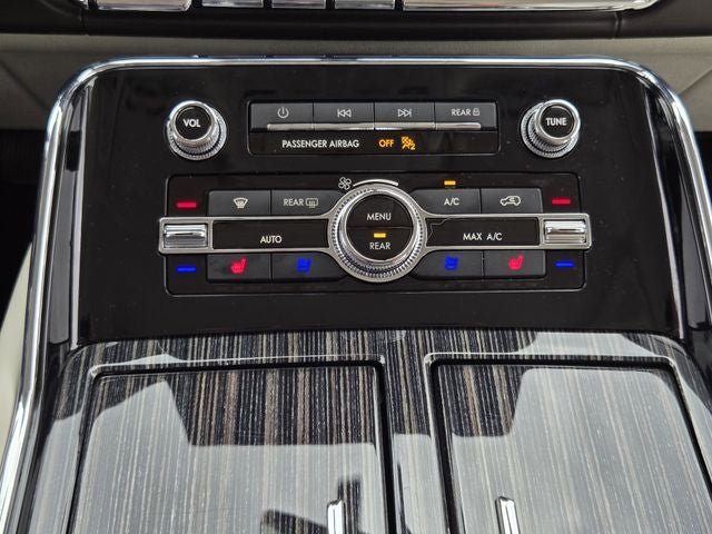 2024 Lincoln Navigator L L Black Label