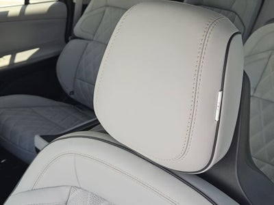 2027 Lincoln Navigator L Black Label