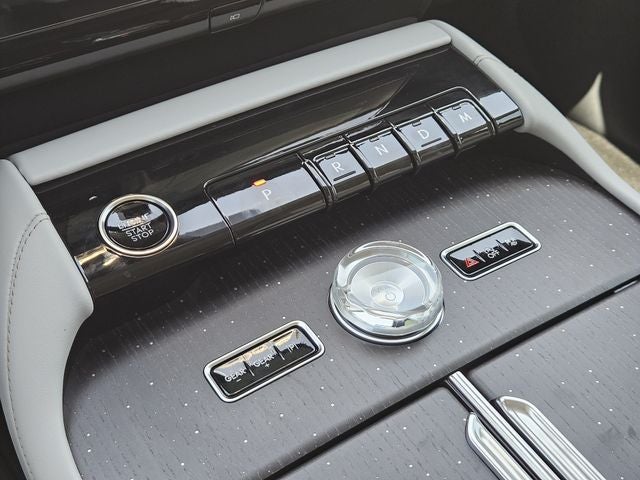 2027 Lincoln Navigator L Black Label