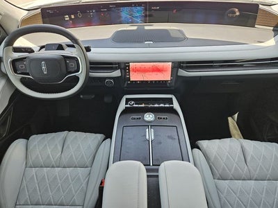 2027 Lincoln Navigator L Black Label