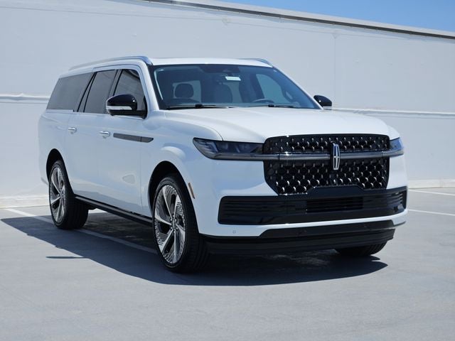 2027 Lincoln Navigator L Black Label