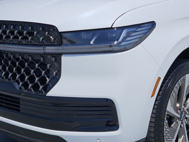 2027 Lincoln Navigator L Black Label
