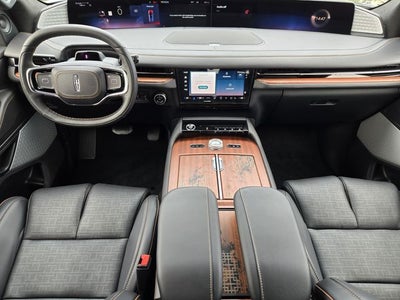 2027 Lincoln Navigator L Black Label