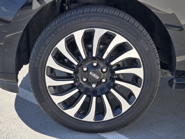 2023 Lincoln Navigator L Black Label