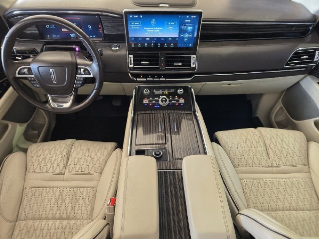 2023 Lincoln Navigator L Black Label