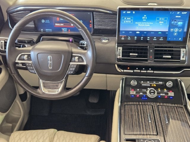 2023 Lincoln Navigator L Black Label