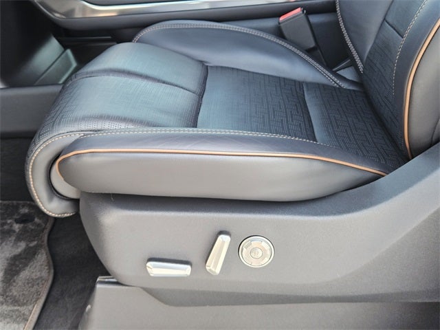 2025 Lincoln Navigator L Black Label