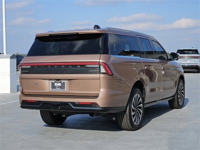2025 Lincoln Navigator L Black Label