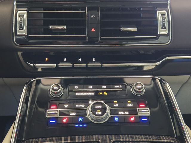 2023 Lincoln Navigator L Black Label