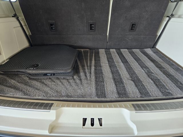 2023 Lincoln Navigator L Black Label