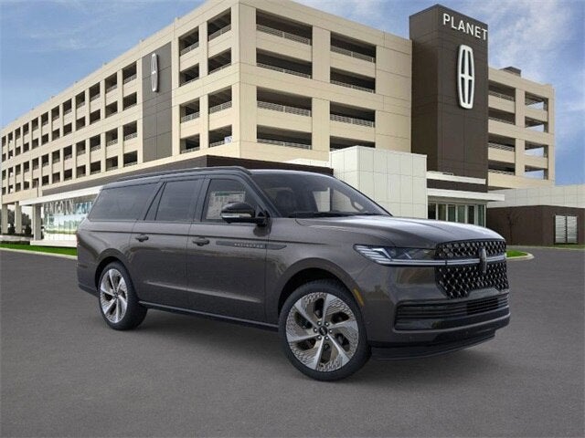 2025 Lincoln Navigator L Black Label