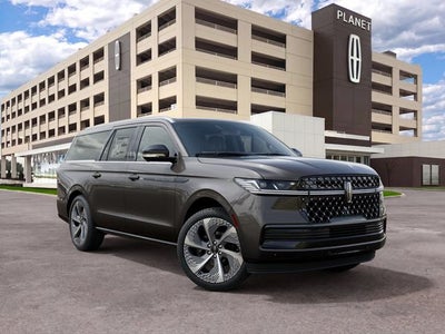 2027 Lincoln Navigator L Black Label