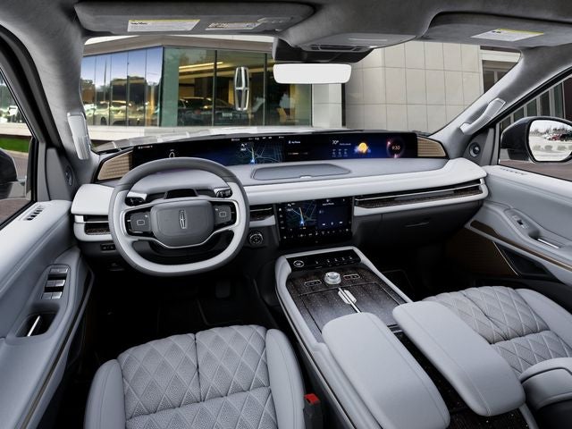 2027 Lincoln Navigator L Black Label