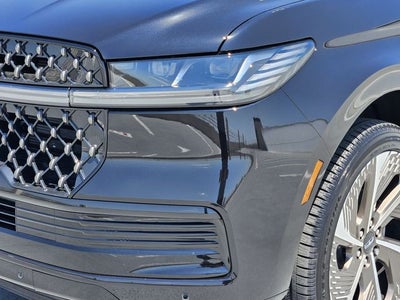 2027 Lincoln Navigator L Black Label