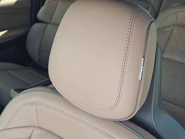 2027 Lincoln Navigator L Black Label