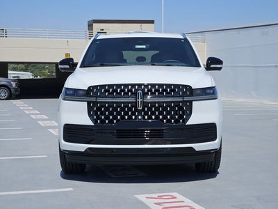 2027 Lincoln Navigator L Black Label