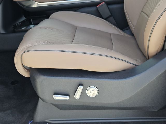 2027 Lincoln Navigator L Black Label