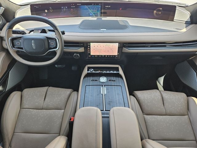 2027 Lincoln Navigator L Black Label