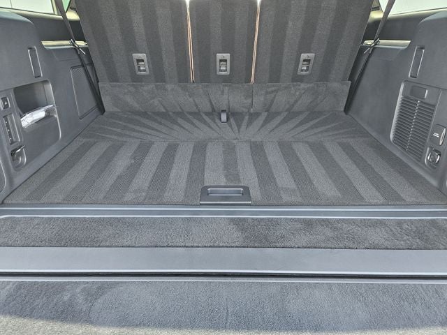 2027 Lincoln Navigator L Black Label