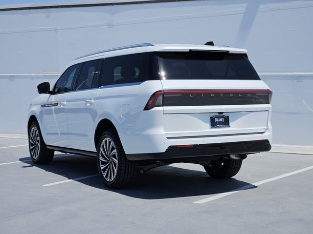 2027 Lincoln Navigator L Black Label