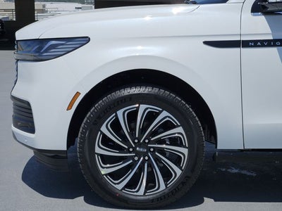 2027 Lincoln Navigator L Black Label