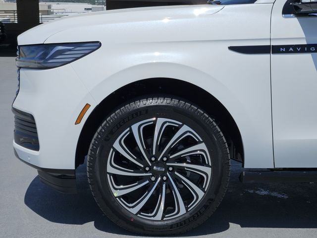 2027 Lincoln Navigator L Black Label
