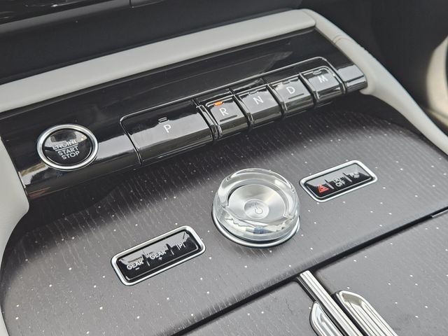 2027 Lincoln Navigator L Black Label