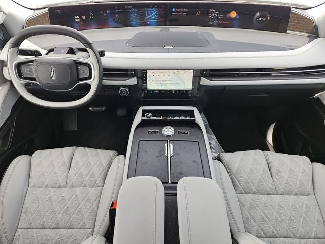 2027 Lincoln Navigator L Black Label
