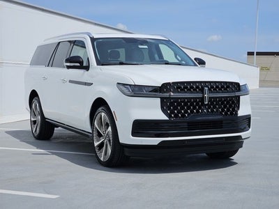 2027 Lincoln Navigator L Black Label