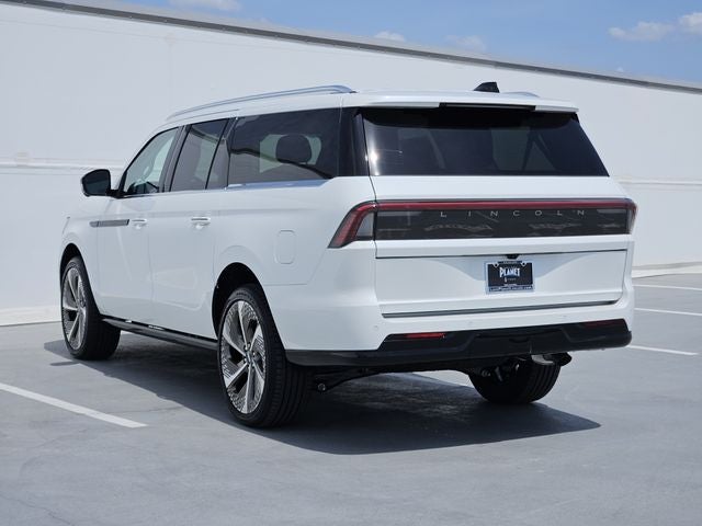 2027 Lincoln Navigator L Black Label