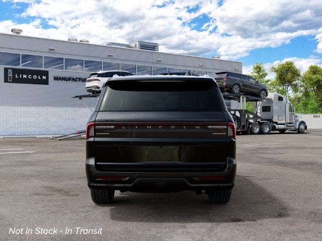 2027 Lincoln Navigator L Reserve