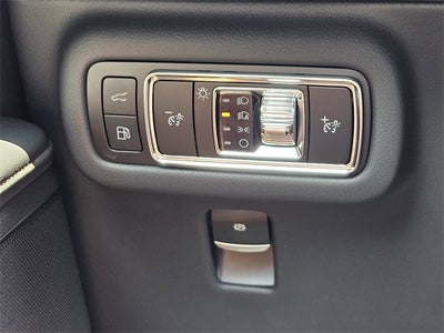 2025 Lincoln Nautilus Reserve