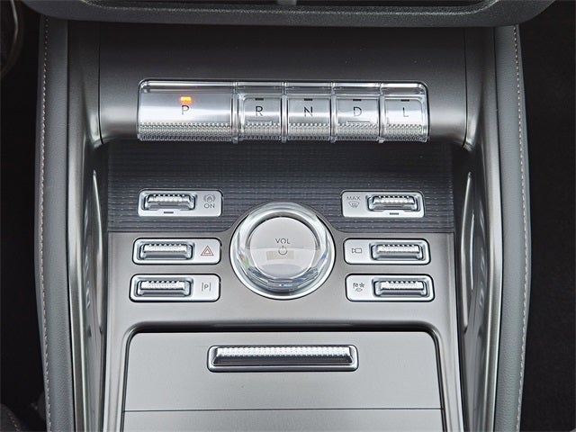 2025 Lincoln Nautilus Reserve