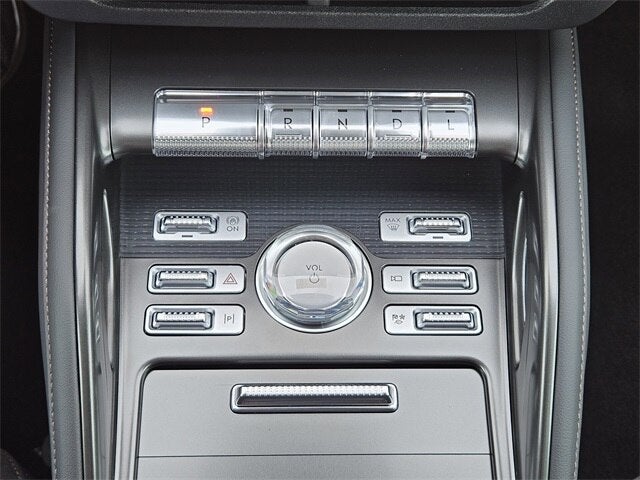 2025 Lincoln Nautilus Reserve