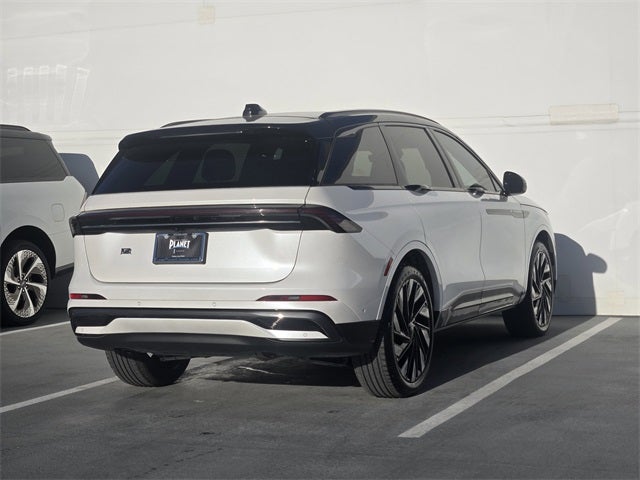 2024 Lincoln Nautilus Reserve