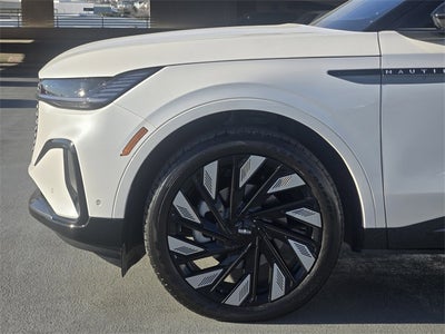 2024 Lincoln Nautilus Reserve