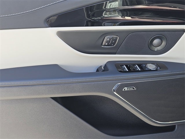 2024 Lincoln Nautilus Reserve