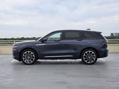 2024 Lincoln Nautilus Reserve