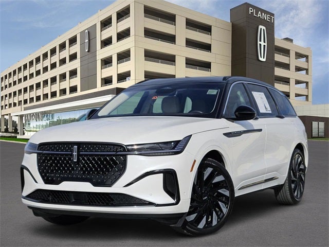 2024 Lincoln Nautilus Black Label