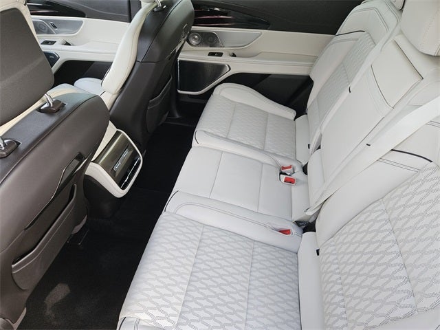 2024 Lincoln Nautilus Black Label