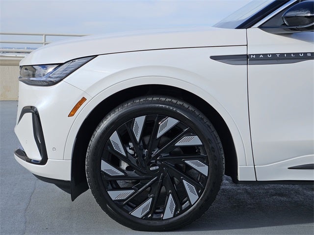 2024 Lincoln Nautilus Black Label