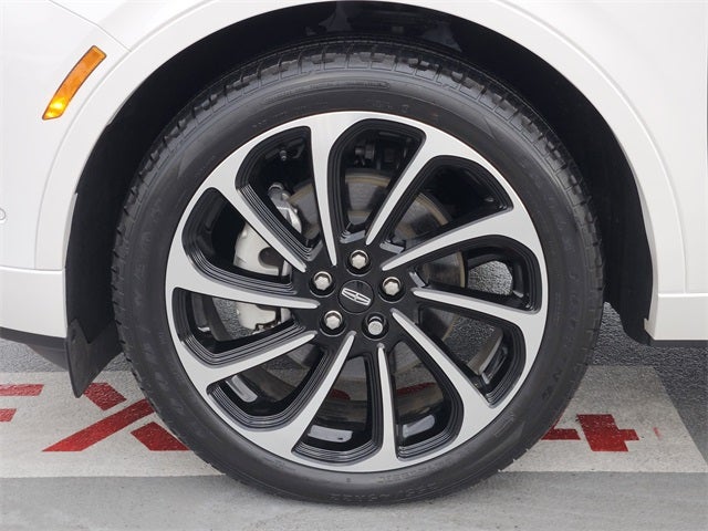 2024 Lincoln Nautilus Black Label