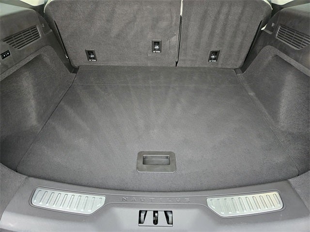 2024 Lincoln Nautilus Black Label