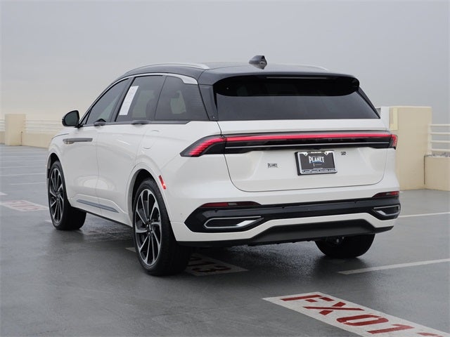 2024 Lincoln Nautilus Black Label