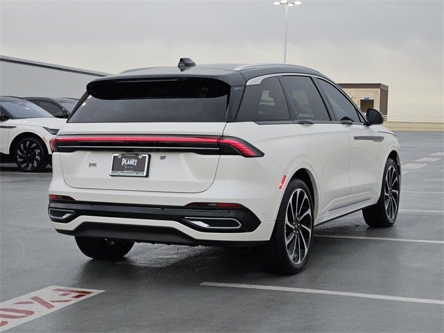 2024 Lincoln Nautilus Black Label