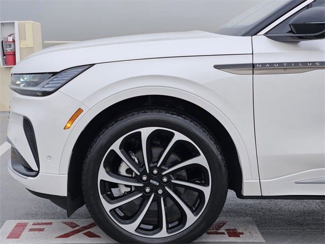 2024 Lincoln Nautilus Black Label