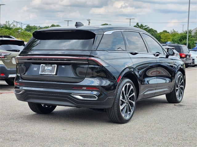 2024 Lincoln Nautilus Black Label